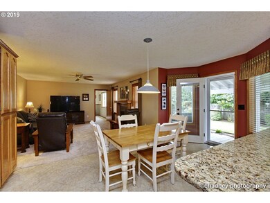 Kitchen/Nook