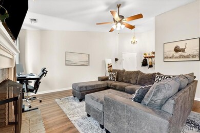 610 Pine Ridge Trails Ct unit 203, Ballwin, MO 63021 - photo 4