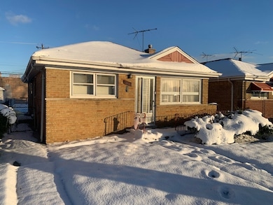 12613 S Marshfield Ave, Calumet Park, IL 60827 - photo 2