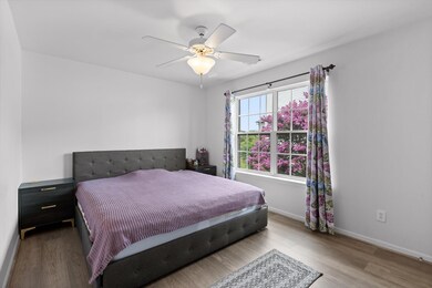 21-Executive Park-21