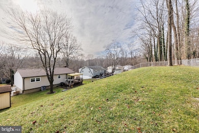 16706 Wardlow Rd, Upper Marlboro, MD 20772 - photo 6