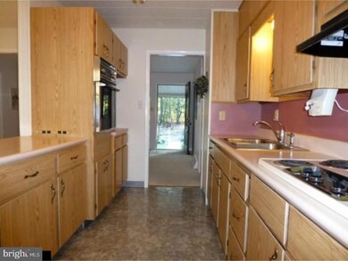 1404 NE Lakeshore Dr, Millville, NJ 08332 - photo 7