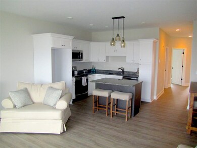 180 Ashworth Ave unit 104, Hampton, NH 03842 - photo 4