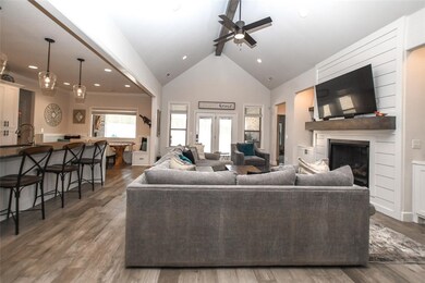 1005 Red Oak Loop, Springdale, AR 72762 - photo 7