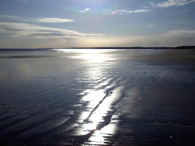 105 Warfield Ave, Hull, MA 02045 - photo 3