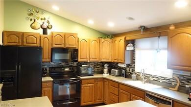 1420 Trails End Dr, Clinton, OH 44216 - photo 5