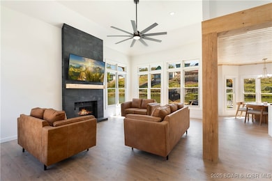 Elevated ceilings and crisp lines compliment the space