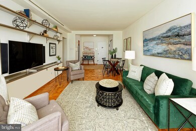 The Potomac Plaza Co-op unit 515, Washington, DC 20037 - photo 6