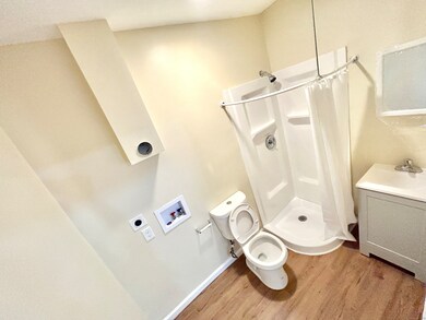 135 W Main St unit 4C, Waterbury, CT 06702 - photo 6