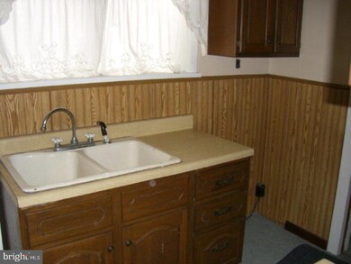 216 N 9th St, Ashland, PA 17921 - photo 7