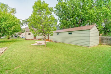 823N12thSt_0007