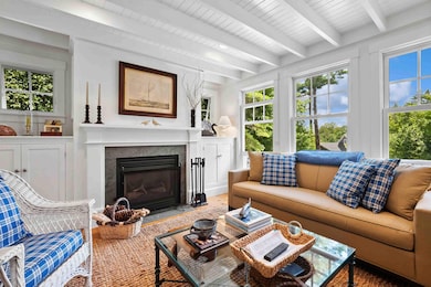 752 Pleasant St, New London, NH 03257 - photo 6