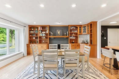 521 Thornberry Dr, Carmel, IN 46032 - photo 6