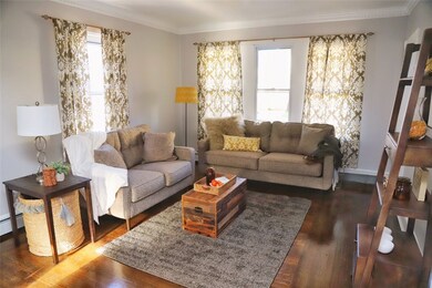 16 Lambert St, Cranston, RI 02910 - photo 2