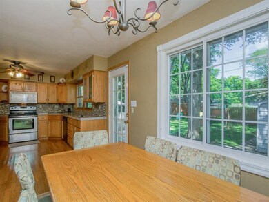 Dining  and kitchen combo   overlooks a great back
