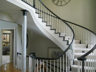 1316 E Walnut St, Raymore, MO 64083 - photo 3