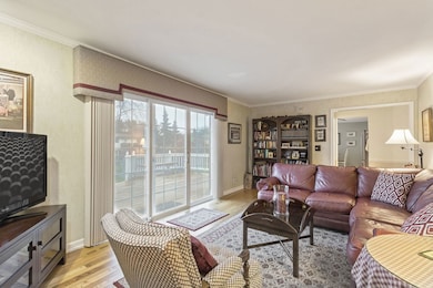 2407 N Hickory Ln, Arlington Heights, IL 60004 - photo 7