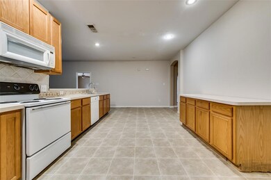 Additional Cabinet in the kitchen is great for ext