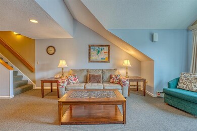 48 Cooper Memorial Dr unit 413, Lincoln, NH 03251 - photo 3