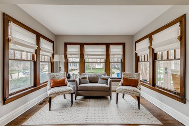 385 N Addison Ave, Elmhurst, IL 60126 - photo 3