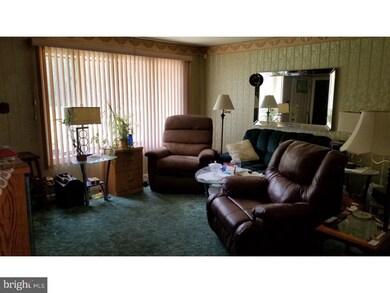 137 Arline Ave, Woodbury, NJ 08096 - photo 2