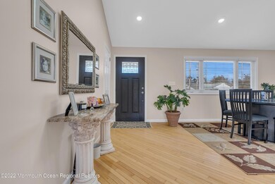 9 Klein St, Oakhurst, NJ 07755 - photo 3