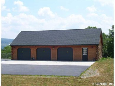 Garage AWESOME THREE CAR DETACHED GARAGE WITH IN F