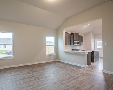 2524 Grace St, Bay City, TX 77414 - photo 3