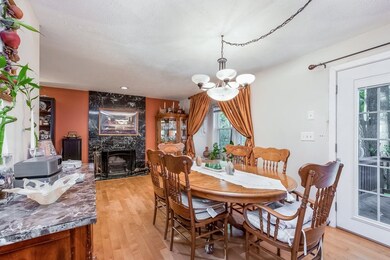 216 Poplar St, Manchester, NH 03104 - photo 6