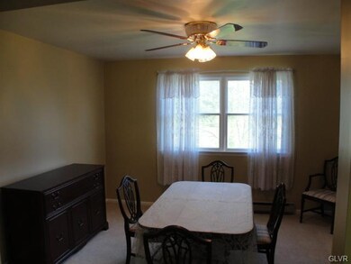 2434 E Scenic Dr, Bath, PA 18014 - photo 6