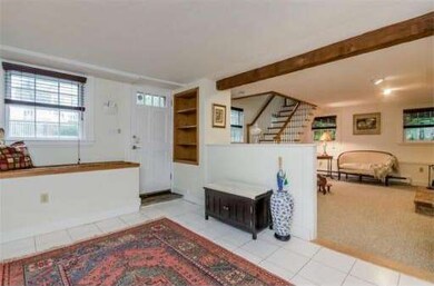 23 Harris St unit 2, Marblehead, MA 01945 - photo 3