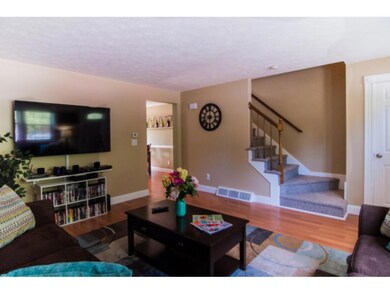 298 Winding Pond Rd unit 298, Londonderry, NH 03053 - photo 5