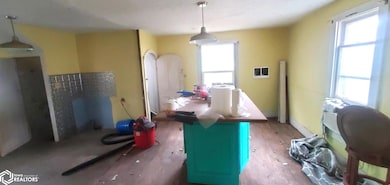 702 N Cherry St, Creston, IA 50801 - photo 5