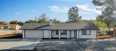 17818 Sweetaire Ave, Lancaster, CA 93535 - photo 2