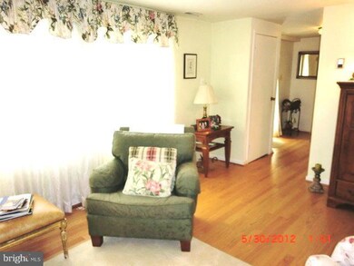 9070 Flamepool Way, Columbia, MD 21045 - photo 7