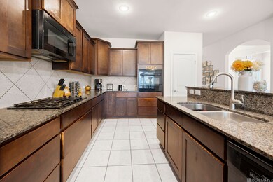 6729 Royal Oaks Ct, Zachary, LA 70791 - photo 2