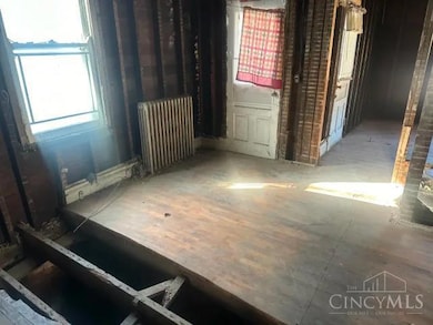 4568 Hamilton Ave, Cincinnati, OH 45223 - photo 5