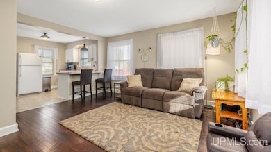 1300 W B St, Iron Mountain, MI 49801 - photo 3