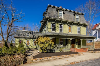 16 Wilkinson St, Putnam, CT 06260 - photo 2