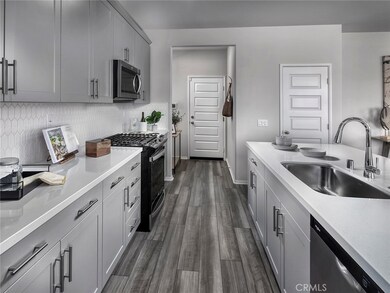 2083 Mandarin Ln, Redlands, CA 92374 - photo 4