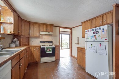 1206 Peony Ave, Dorr, MI 49323 - photo 4