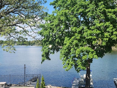 Fowler Lake view