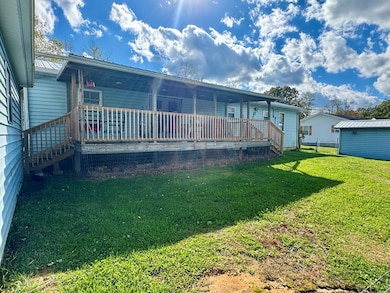 435 Patton Heights Cir, Jamestown, TN 38556 - photo 4