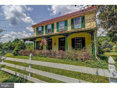 18 Victoria Chase, Pottstown, PA 19465 - photo 2