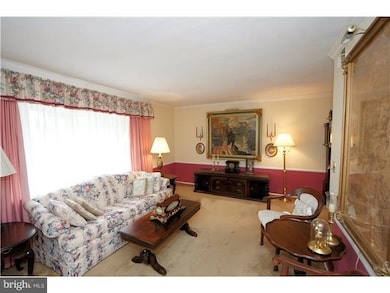 6 Shawnee Dr, Trenton, NJ 08690 - photo 4