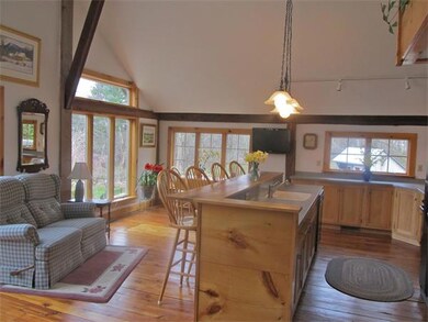 360 S Pleasant St, Amherst, MA 01002 - photo 7