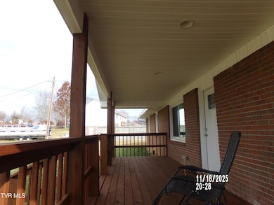 915 Muddy Creek Rd, Piney Flats, TN 37686 - photo 5