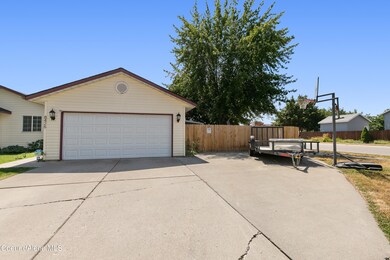 8426 W Nebraska St, Rathdrum, ID 83858 - photo 2