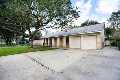 2614 Westfield St, Alvin, TX 77511 - photo 3