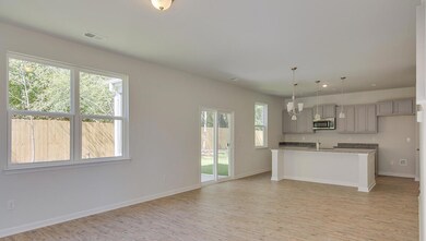 Arden Interior 1 (2)
